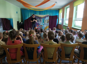 Teatrzyk "Niespodzianka od serca"