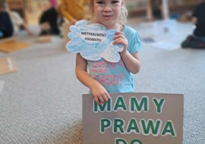 Pola prezentuje chmurkę przedstawiającą prawo do nietykalności osobistej