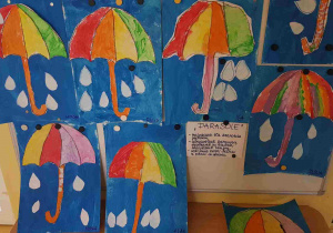 Galeria prac plastycznych dzieci starszych z jesiennym deszczem
