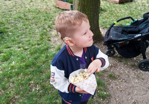 Mark z popcornem