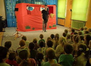 Teatrzyk "Żuczek - o tolerancji i pokorze"
