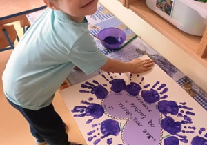 Jasio w trakcie odbijania swojej ręki