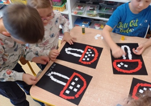 Zabawa plastyczna "Muchomor"