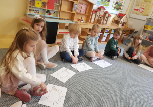 Zabawa muzyczna z pokazywaniem