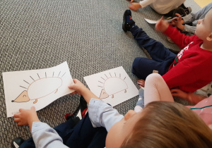 Zabawa muzyczna z pokazywaniem