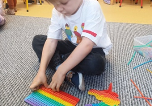 Jasio w czasie pracy manualnej