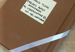 Paczka zaadresowana do Premiera Donalda Tuska