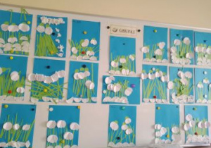 Wystawa prac przedstawiających przebiśniegi