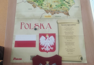 Wystawa dotycząca symboli narodowych.
