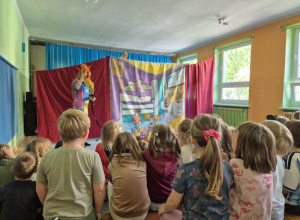 Teatrzyk pt. "Niespodzianka od serca"